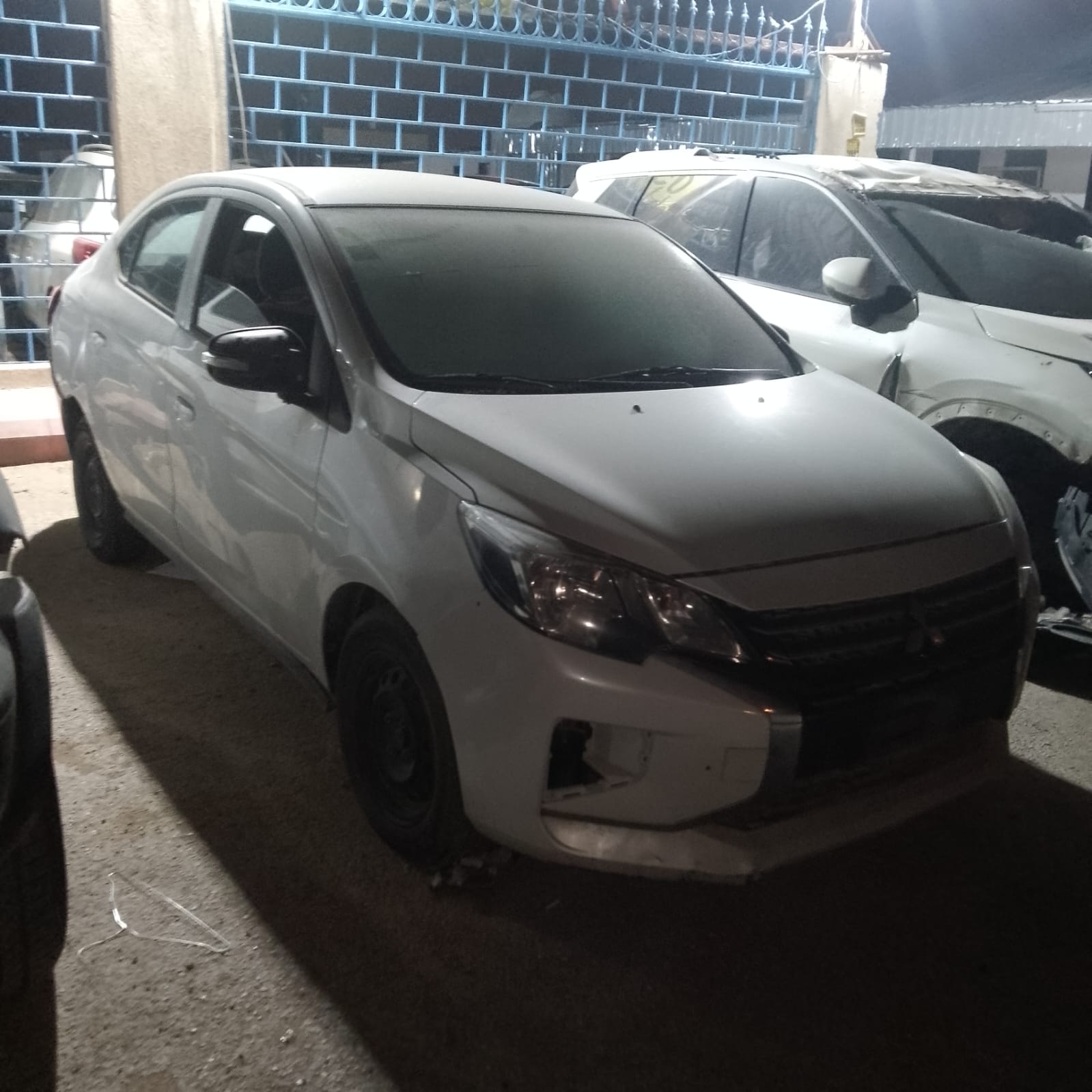 متسوبيشي اتراج