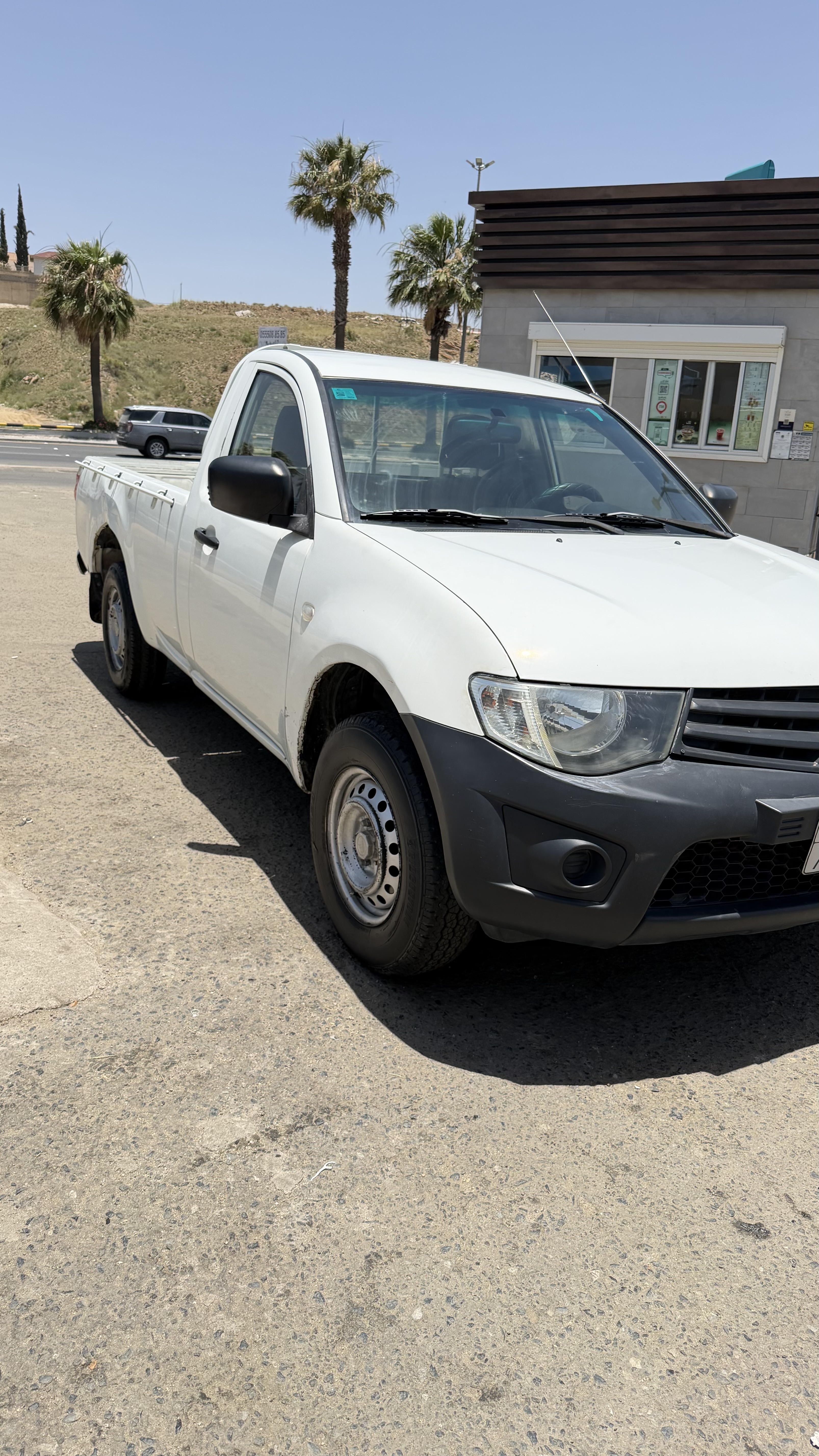 متسوبيشي l200