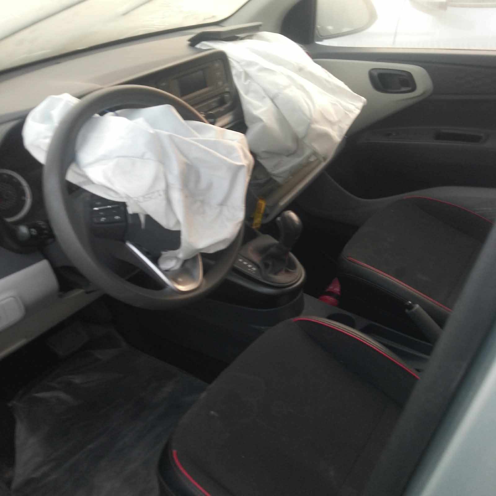 هيونداي i10